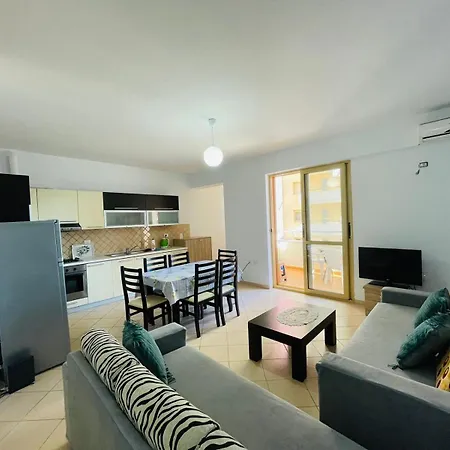 Apartment Suny Near Center
